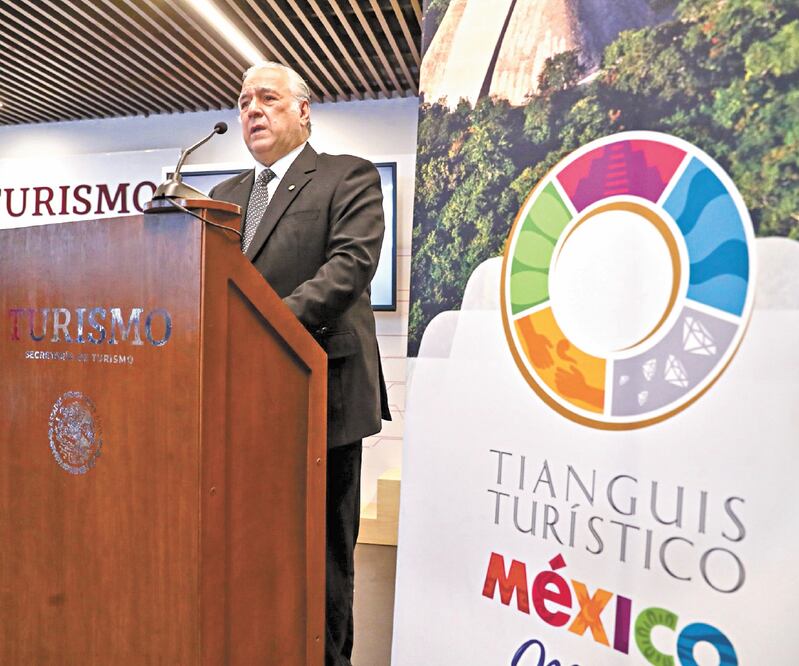 El titular de la Secretaría de Turismo, Miguel Torruco, aseguró que la pandemia del Covid-19 expuso un agotamiento en los modelos de promoción turística del país. Foto: ARCHIVO EL UNIVERSAL