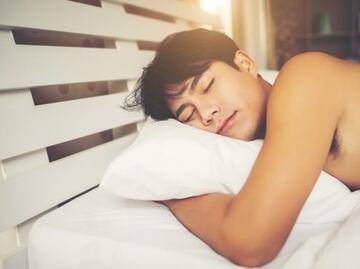 Combina esta fruta y esta especia en una infusión para dormir sin sobresaltos