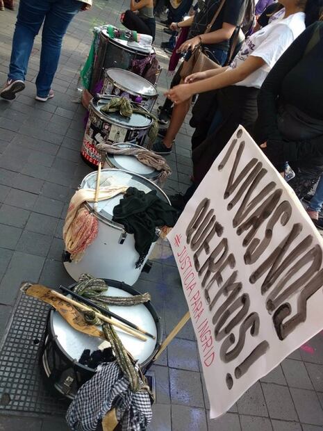 Activistas, de las calles a las redes por la COVID-19
