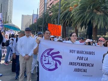 José Ramón Cossío se suma a marcha en contra de la extinción de fideicomisos del Poder Judicial