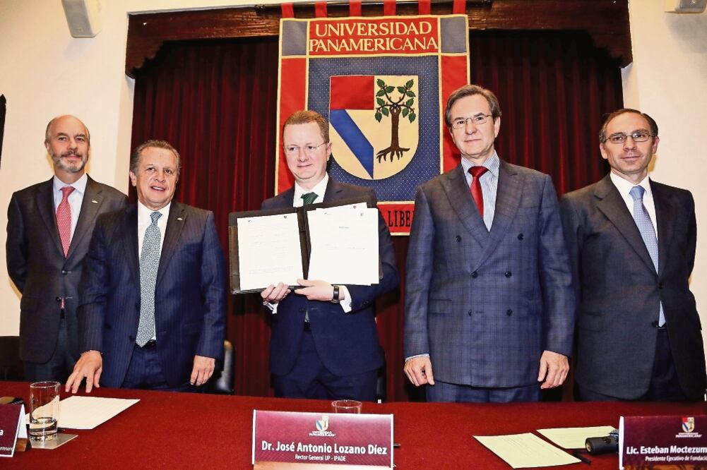 UP asesora a jóvenes del Bicentenario