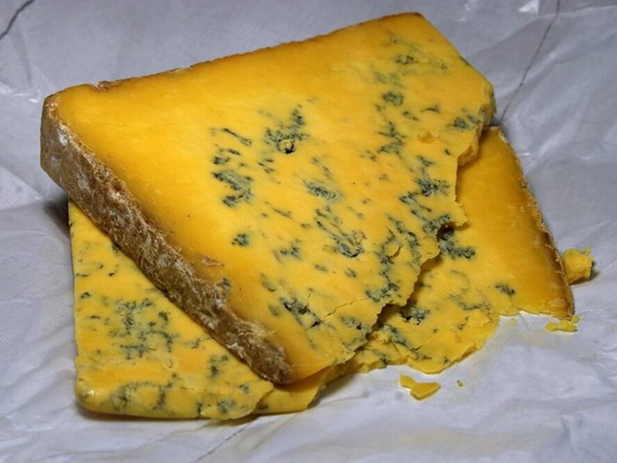 Fíjate en las fechas de consumo y caducidad de los productos que compras / Fotos: Pixabay