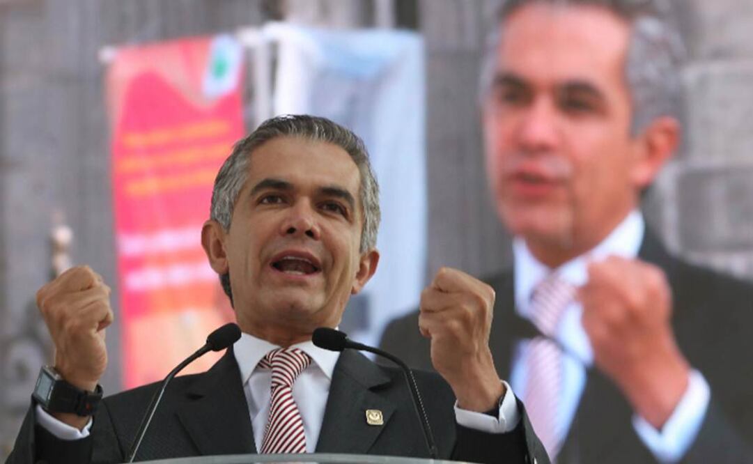 El Jefe de Gobierno capitalino anunció que se prepara una publicación para que, de manera anual, los servidores públicos capitalinos formulen su declaración de interés (Foto: Lucia Godinez/EL UNIVERSAL)