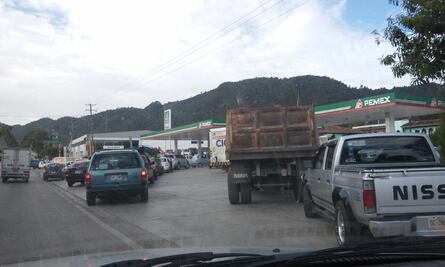 Denuncian desabasto de gasolina por bloqueos en Chiapas