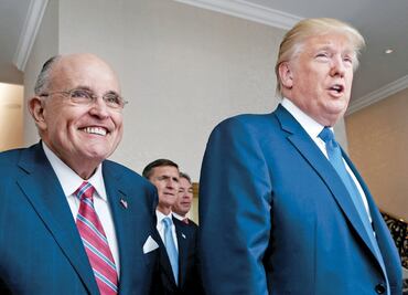 El ex alcalde Giuliani se integra al equipo legal del presidente