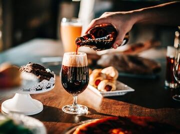 10 cervezas oscuras para brindar en invierno