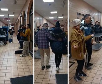 Mexicanos tocan y bailan huapango en oficina fronteriza de Ojinaga