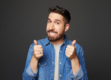 El standupero Alex Fernández quiere dejar legado de la comedia mexicana en streaming