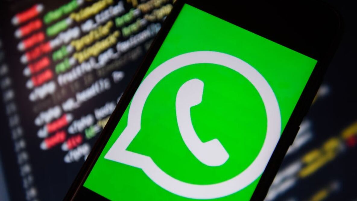 Falla en WhatsApp envía mensajes que no escribiste