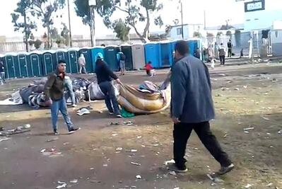  Pierden en Tijuana a más de 3 mil migrantes de la caravana