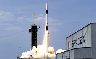 SpaceX pide de manera confidencial su salida a bolsa, reportan medios; Oferta Pública Inicial recaudaría 75 mil mdd, prevén