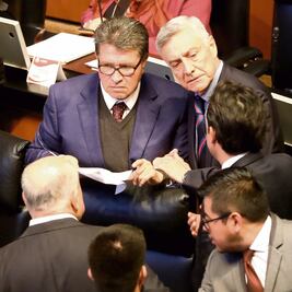 AMLO desata polémica por perdón a corruptos