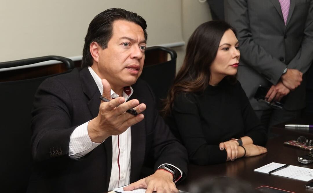Laura Rojas y Mario Delgado ofrecieron una conferencia de prensa. Foto: Carlos Mejía / EL UNIVERSAL 