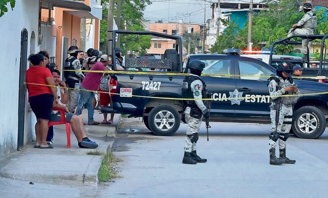 La semana pasada fueron ultimadas dos mujeres que convivían afuera de su domicilio por un grupo armado; entre los asesinos estaban policías municipales. Foto: de LUMA LÓPEZ. El Universal