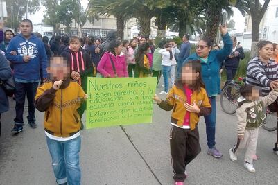 Demandan padres reconstruir primaria de Cuautitlán