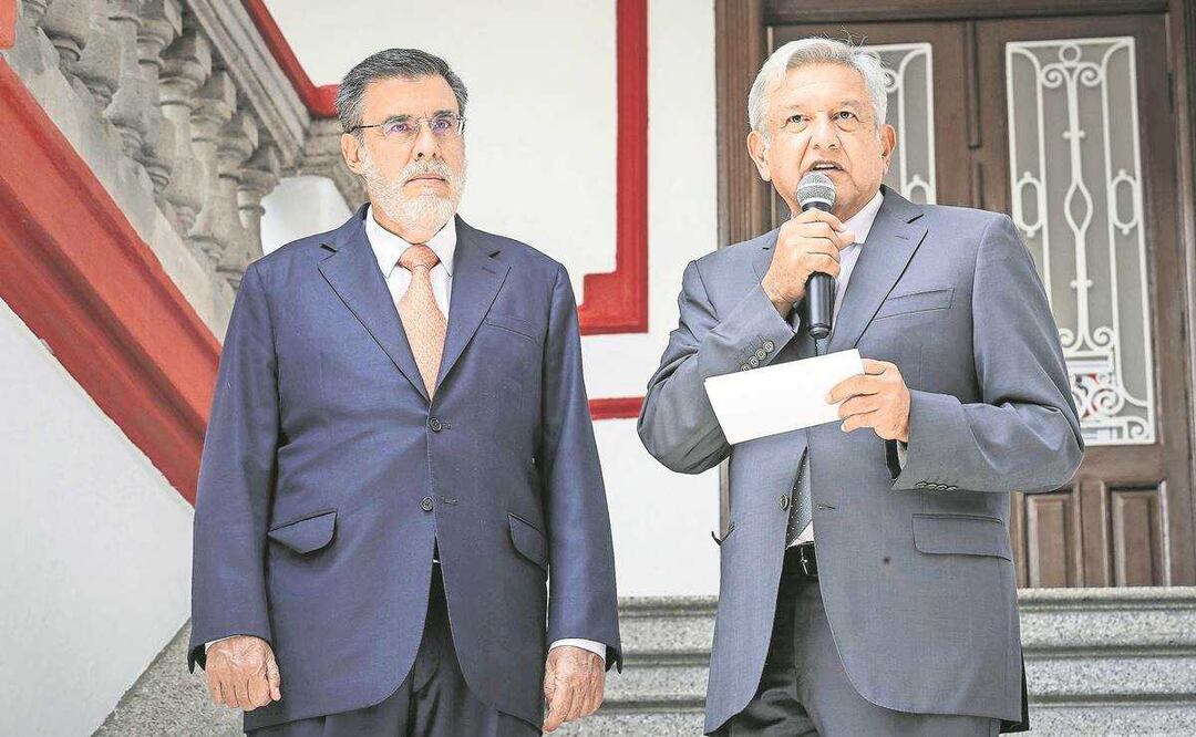 Scherer acusa modus operandi "extorsivo" de Gertz y Sánchez Cordero 