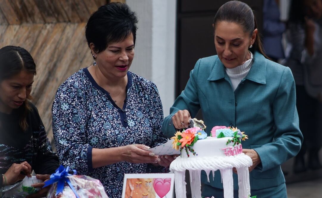 Cumpleaños 62 de Claudia Sheinbaum. Foto: Hugo Salvador / EL UNIVESRAL