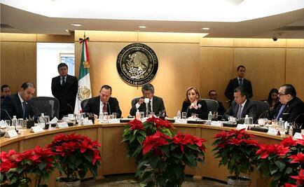 No hay ley que obligue a México a pagar muro, dice Ruiz Massieu a diputados