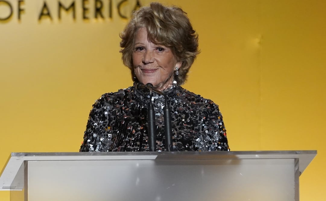 Linda Lavin habla en la 33.ª edición anual de los premios Producers Guild Awards, el 19 de marzo de 2022. Foto:  AP/Chris Pizzello, archivo.