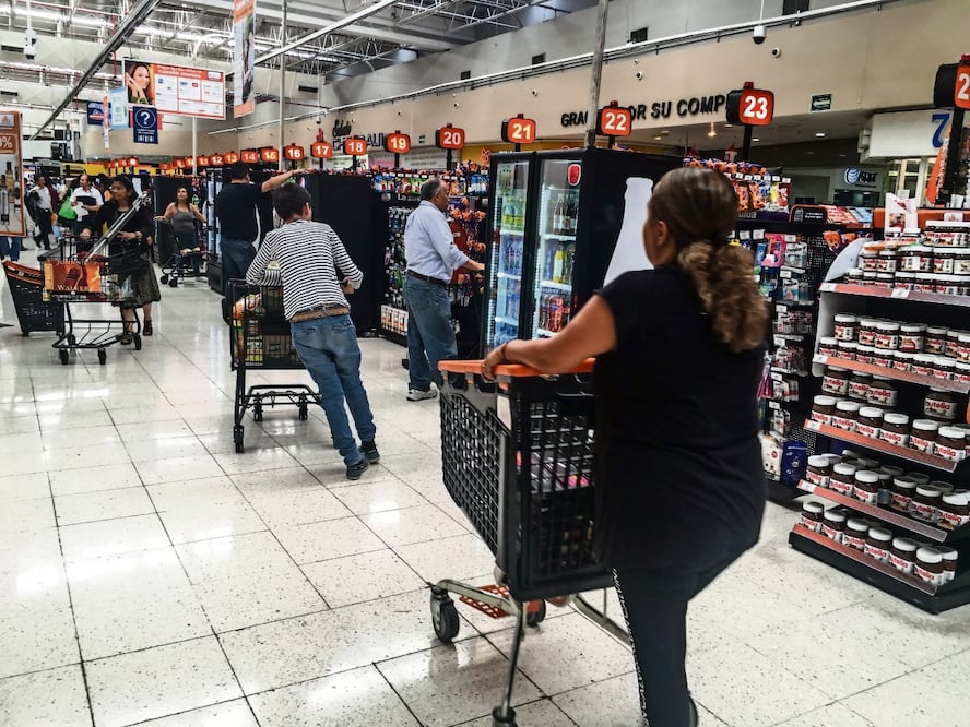 Las marcas buscan estrategias para adaptarse a nuevos hábitos y un bolsillo afectado por la inflación, dice la analista de NielsenIQ, Foto: Archivo / EL UNIVERSAL