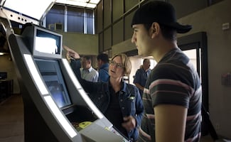 EU empieza a tomar datos biométricos de extranjeros que entren y salgan del país; aplica incluso a residentes permanentes