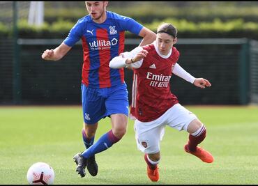 Mexicano Marcelo Flores marca doblete con el Arsenal juvenil