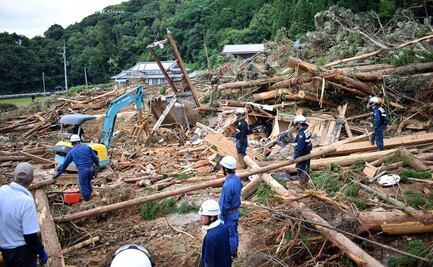 Evacuaciones masivas en Japón; 14 presuntas muertes en hogar de ancianos inundado