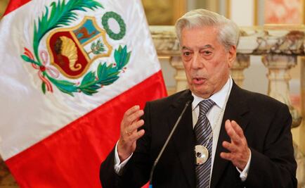 Arequipa recibe acervo donado por Vargas Llosa