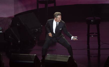 Luis Miguel dedicó canción al "Canelo"