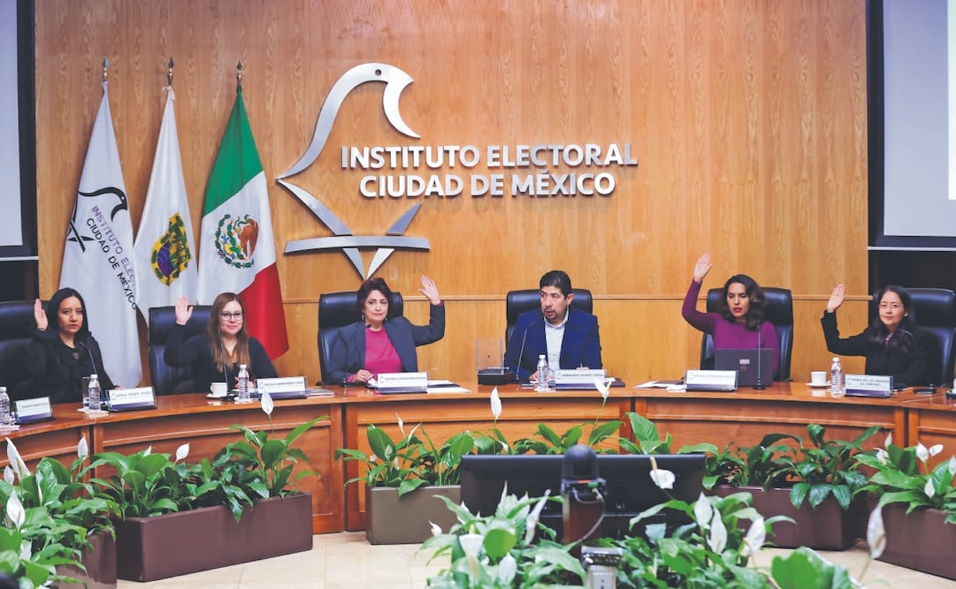 En sesión extraordinaria, el pleno del IECM confió en su labor para sacar adelante la elección judicial. Foto: de FERNANDA ROJAS. EL UNIVERSAL