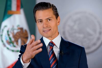 Peña va por control de los medios