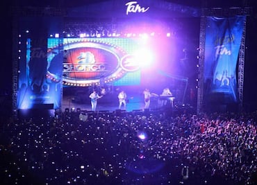 Disfrutan en Tamaulipas de concierto de Bronco