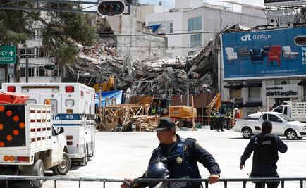 Vecinos acusan saqueos en edificios desalojados por sismo