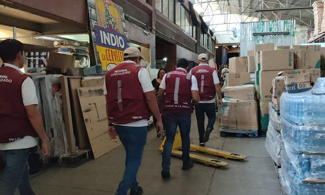 En la bodega ubicada en la colonia Santa María Insurgentes, se tenía planeado realizar un Halloween con venta de alcohol. Foto: Especial.