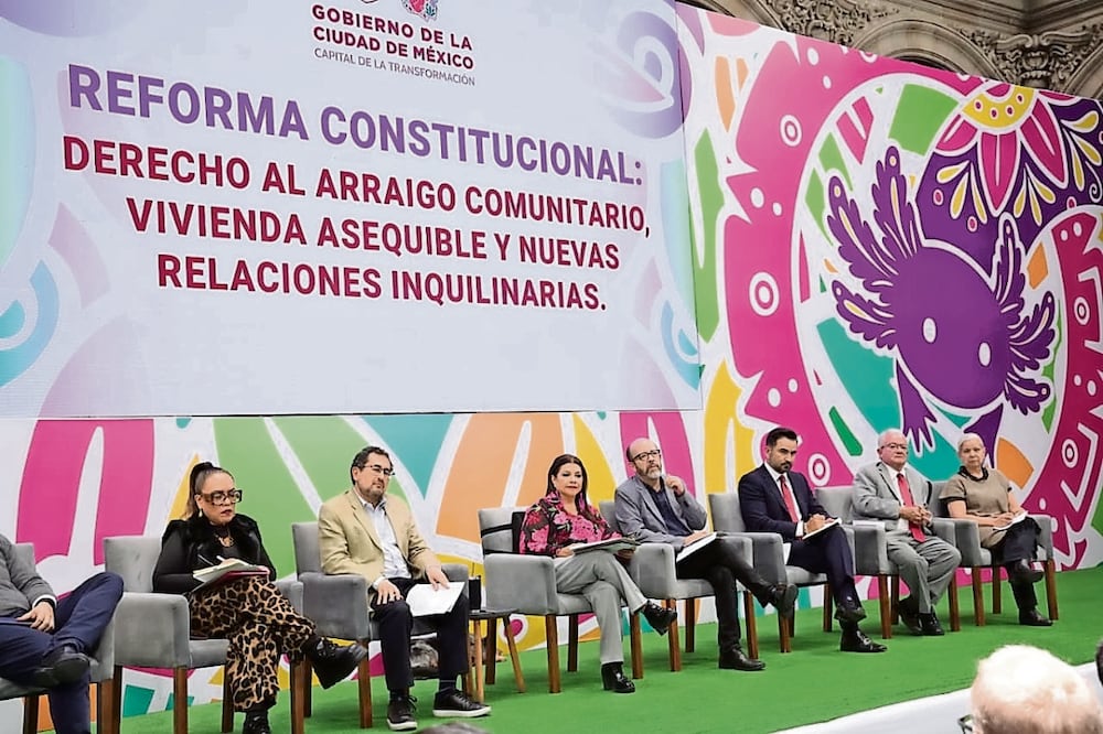 La jefa de Gobierno resaltó que la capital será la primera ciudad del mundo en establecer en la Constitución un límite al alza de las rentas. Foto: Especial