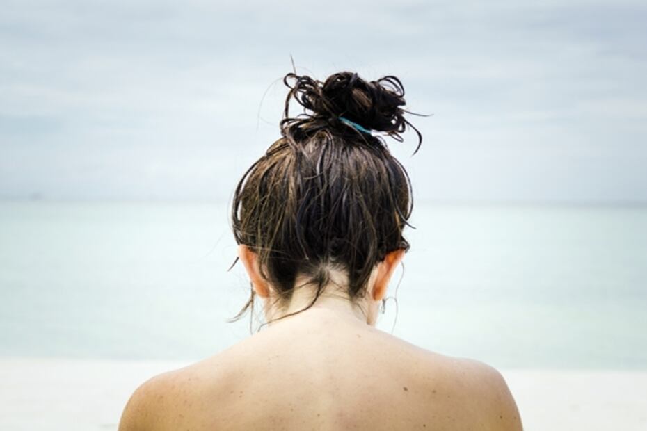 Tips para combatir el pelo quebradizo y sin brillo en época de frío 