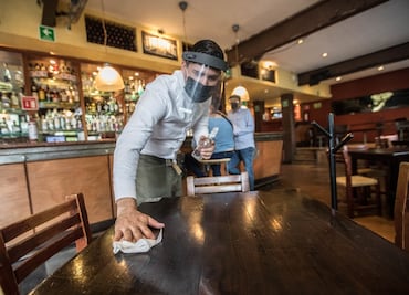 Advierten: 50 mil negocios están en riesgo de cerrar por semáforo rojo en Valle de México