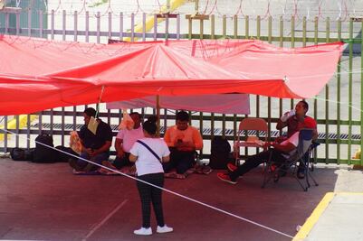 Sección 22 del SNTE mantiene tomada subestación de Pemex en Oaxaca; advierten boicot a elecciones