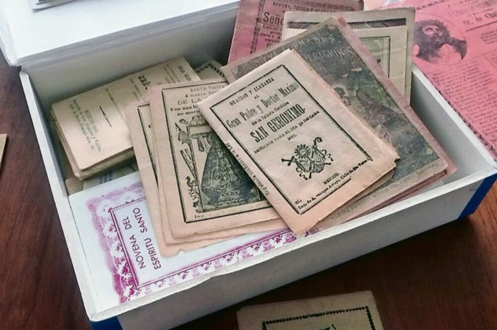 El libro de Raúl Cano incluye más de 250 piezas, entre alabanzas, novenas, oraciones y rosarios. (CORTESÍA RAÚL CANO MONROY)