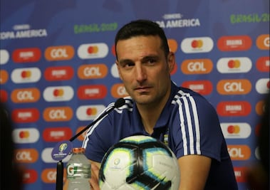 "Fuimos superiores a Brasil", dice Scaloni tras eliminación de Argentina