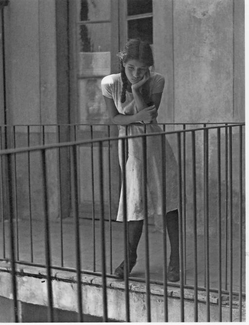 “El ensueño”, imagen tomada en la Ciudad de México en 1931. Foto: de Cortesía del “Archivo Manuel Álvarez Bravo”