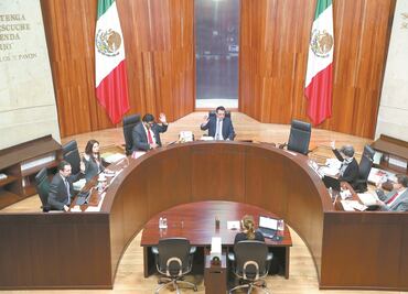 Celebran decisión de echar para atrás desaparición del "diputado migrante"