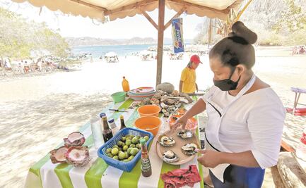 Arribo de turismo a Huatulco, alivio de vendedores