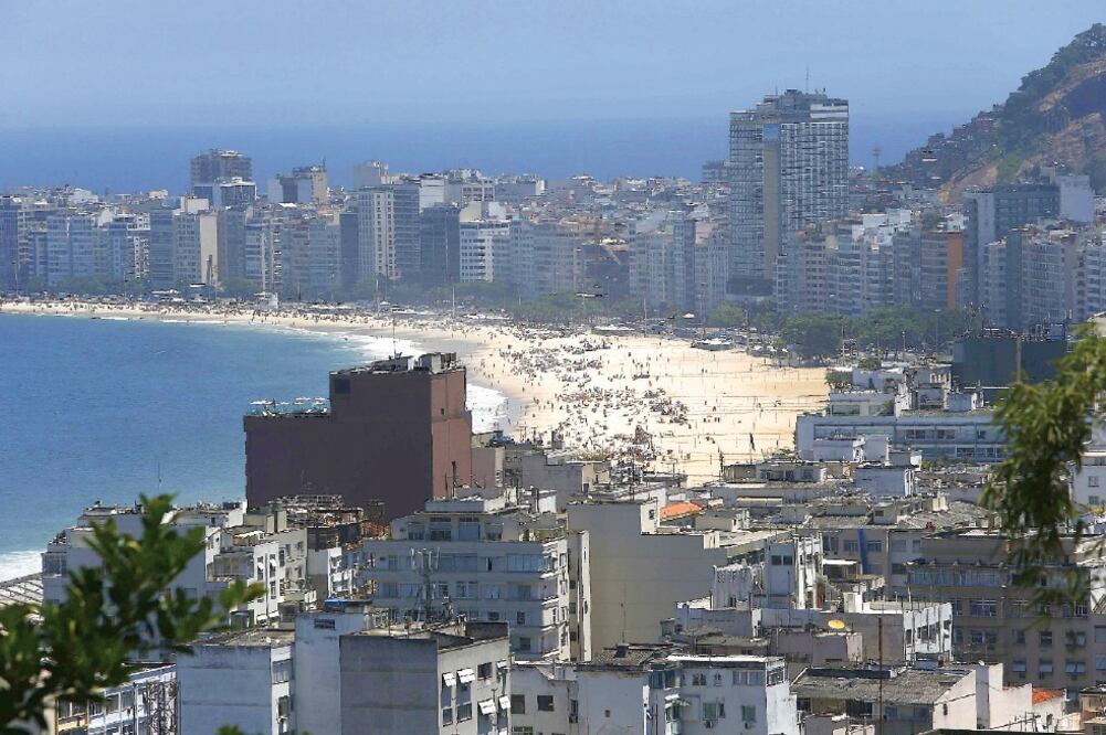 La séptima economía mundial sufrió una degradación de Standard & Poor’s por no mantener controladas sus finanzas (ARCHIVO EL UNIVERSAL)