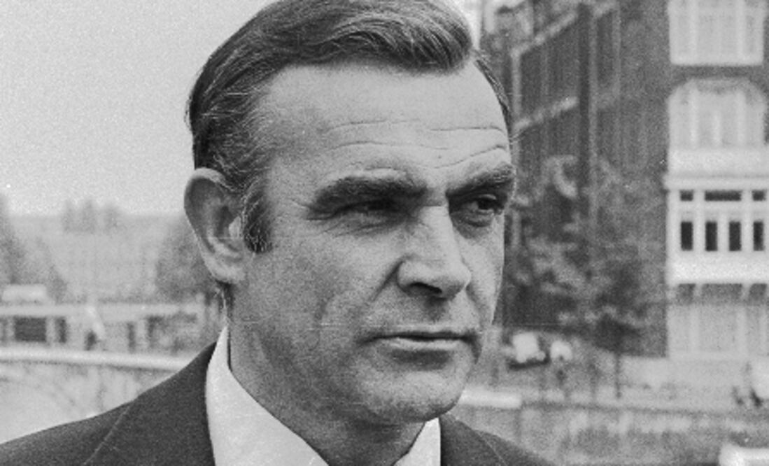 Sean Connery y Truman Capote  en un día como hoy 