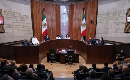 Con sus siete integrantes, Tribunal Electoral completo luego de dos años; realizan sesión solemne e invitan a Hugo Aguilar