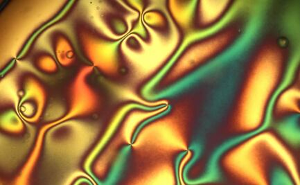 Nuevos cristales líquidos son diseñados para crear pantallas inteligentes