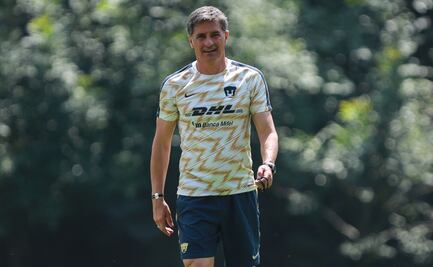 "Ponerse a estudiar", la estrategia de Míchel González con sus jugadores en Pumas