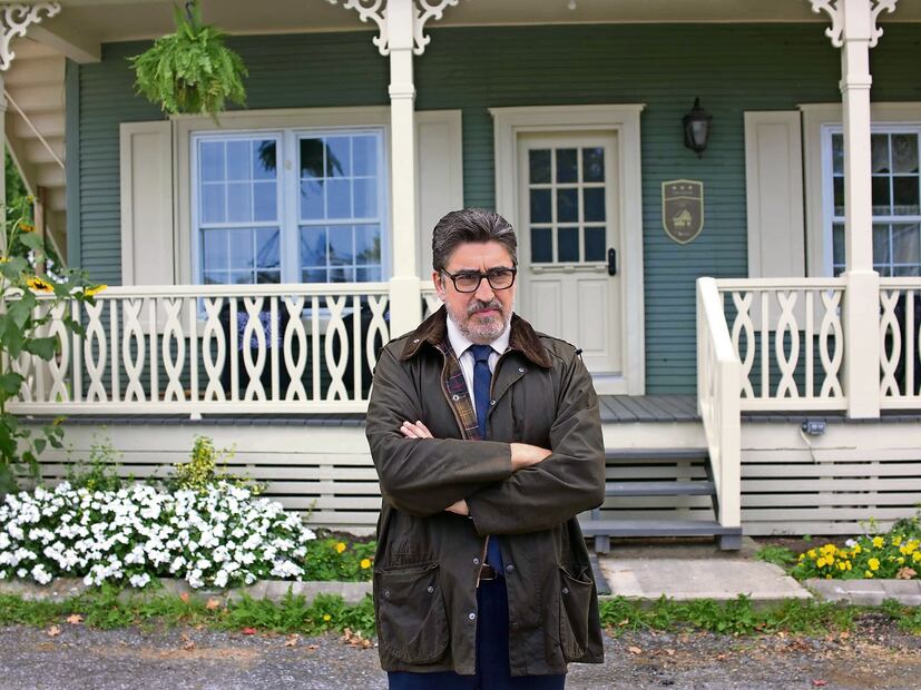 Serie de una sola entrega. En ella, un inspector investiga una serie de asesinatos en el pueblo Three Pines. Foto: Cortesía