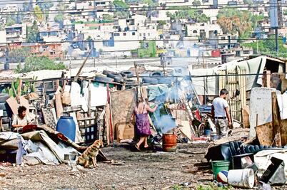 Propone Coneval tres ejes para reducir pobreza